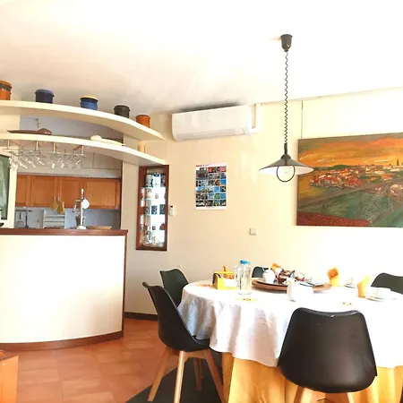 Yellow House Apartman Senhora da Hora