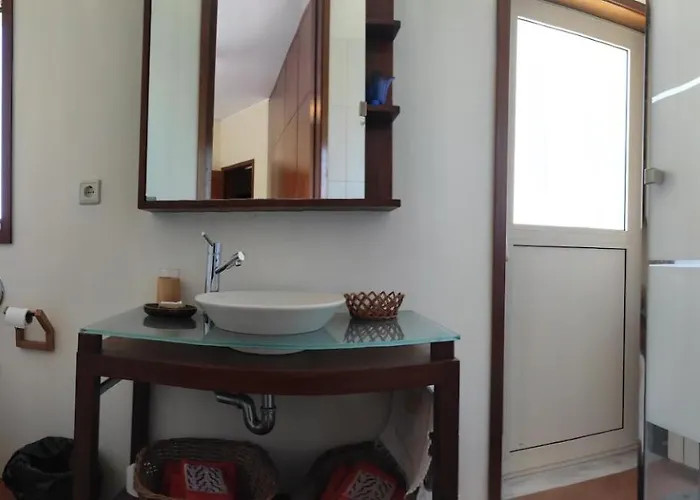 Yellow House 아파트 *