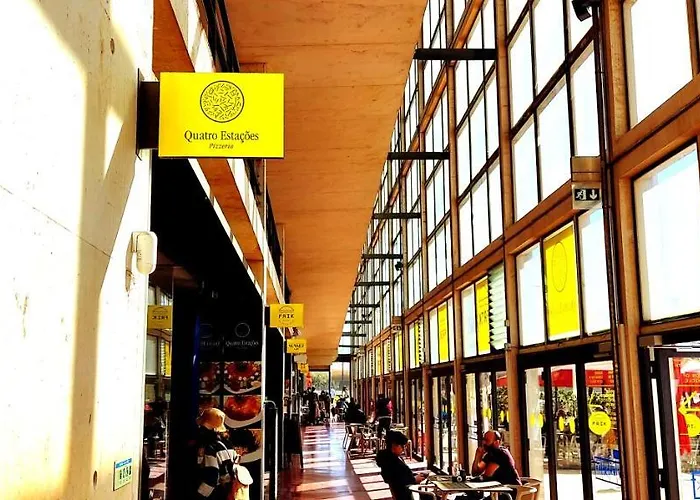 Yellow House 아파트 *