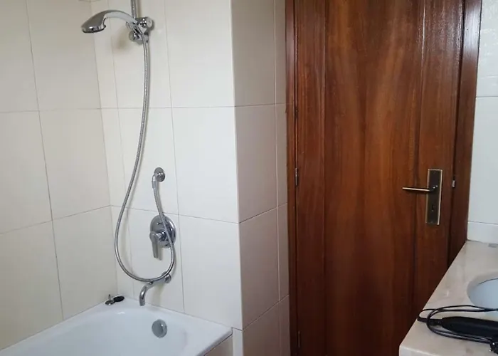 Yellow House 아파트 *