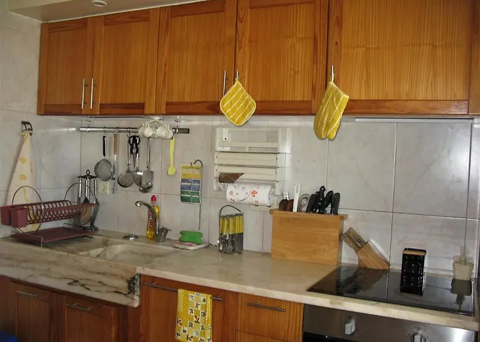 아파트 Yellow House